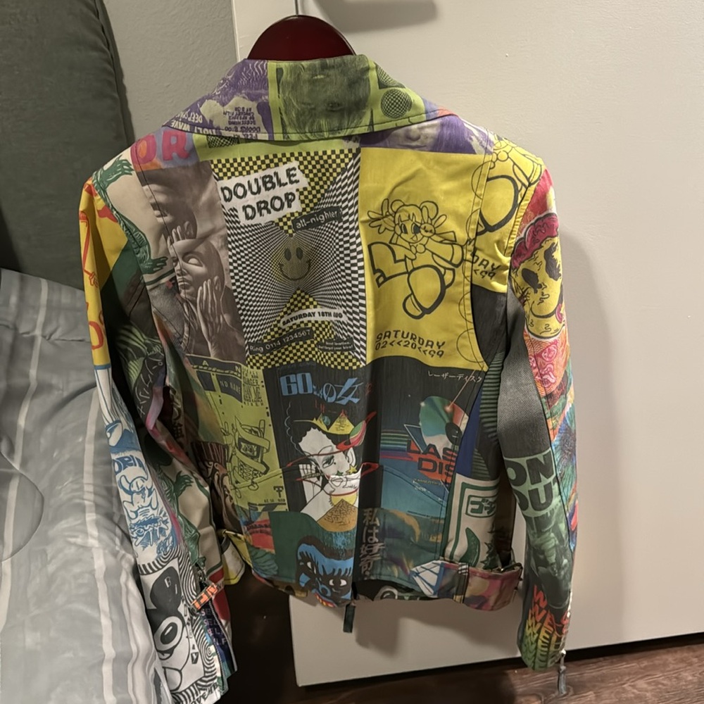 Man’s jacket, size medium. - Picture 6 of 6